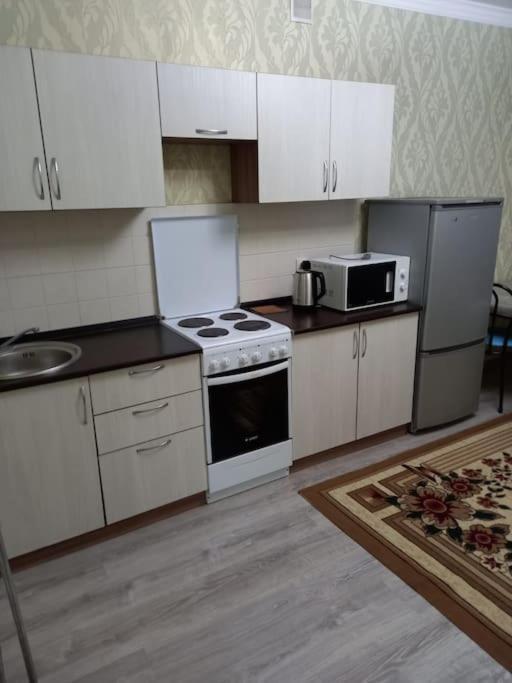 Уютная Квартира Комфорт Класса108 Astaná Exterior foto